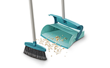 Швабры, щетки, веники, совки, черенки